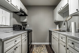 Eastmark Apartments in College Station, TX - Building Photo - Interior Photo