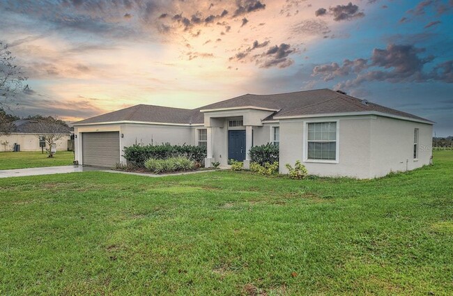 1607 Avondale Ridge Dr in Plant City, FL - Building Photo - Building Photo