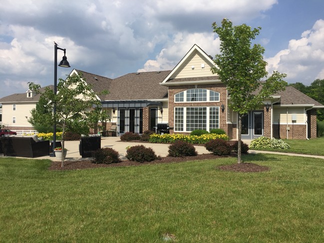 The Promenade at Beaver Creek in Beavercreek, OH - Foto de edificio - Building Photo