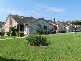 30 Barcelona Ct in Missouri City, TX - Building Photo