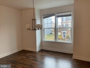 10538 Hinton Wy in Manassas, VA - Building Photo - Building Photo