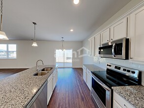 950 Colonnade Dr in Smyrna, TN - Building Photo - Building Photo
