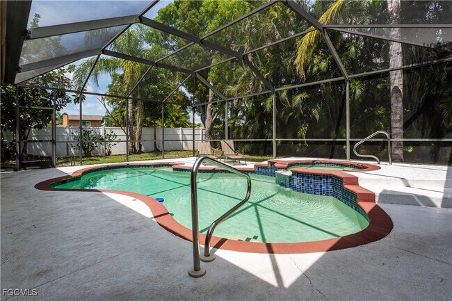 1453 Claret Ct in Ft. Myers, FL - Building Photo - Building Photo