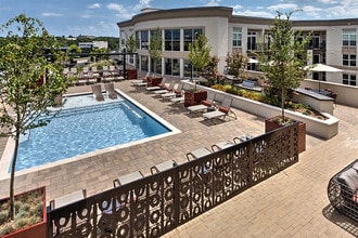 The Encore SouthPark in Charlotte, NC - Foto de edificio - Building Photo
