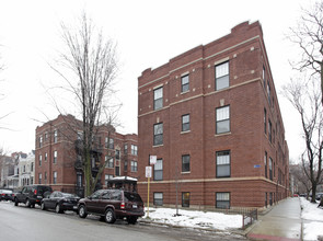 Mildred Court Condominium in Chicago, IL - Building Photo - Building Photo