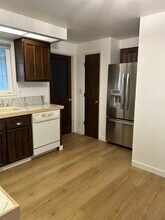 5149 Sumac Ave in Klamath Falls, OR - Building Photo - Building Photo