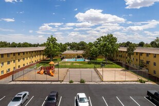 Cherry Ridge in Aurora, CO - Building Photo