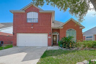 16635 Bishop Knoll Ln in Houston, TX - Building Photo