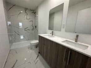 232 NW 13th St in Homestead, FL - Building Photo - Building Photo