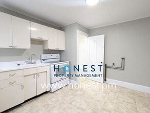 34 Gage St in Augusta, ME - Building Photo - Building Photo