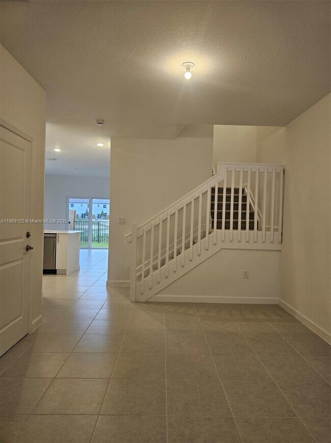 2785 SE 25th Ave in Homestead, FL - Building Photo - Building Photo