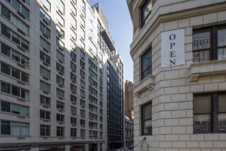 221 W 77th St in New York, NY - Building Photo - Building Photo