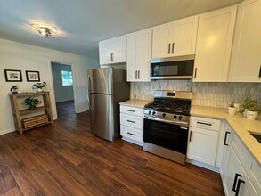 4277 Citizen Cir in Austell, GA - Building Photo - Building Photo