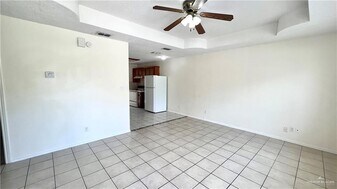 10 Mile 4 Rd in Mission, TX - Building Photo