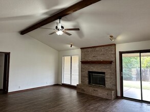 1501 Sand Springs Trail in Edmond, OK - Foto de edificio - Building Photo