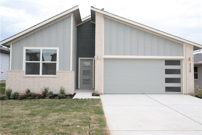 property at 3720 Niddry Dr