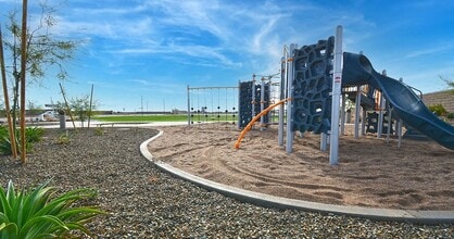 Broadway North at Mason Ranch in Surprise, AZ - Foto de edificio - Building Photo