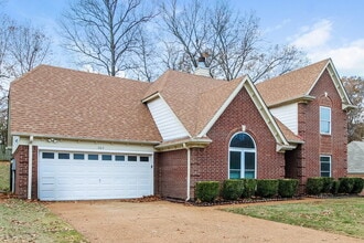 105 Norma Carol Cove in Oakland, TN - Foto de edificio - Building Photo