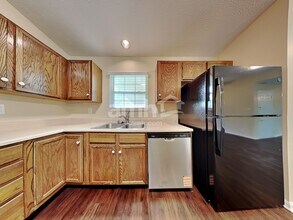 327 Nightwind Dr in Maineville, OH - Foto de edificio - Building Photo