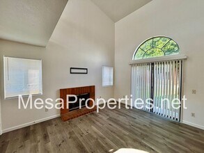 1584 Sycamore Ln in San Bernardino, CA - Building Photo - Building Photo