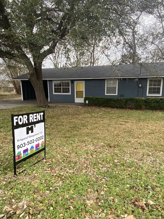 204 Half St in Lindale, TX - Building Photo