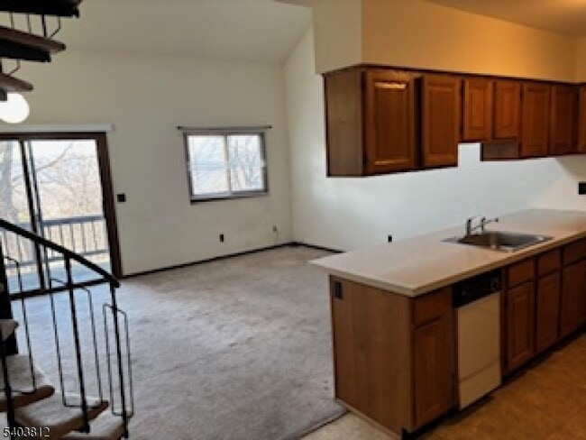 3 Gray Rock Dr in Vernon, NJ - Building Photo - Building Photo