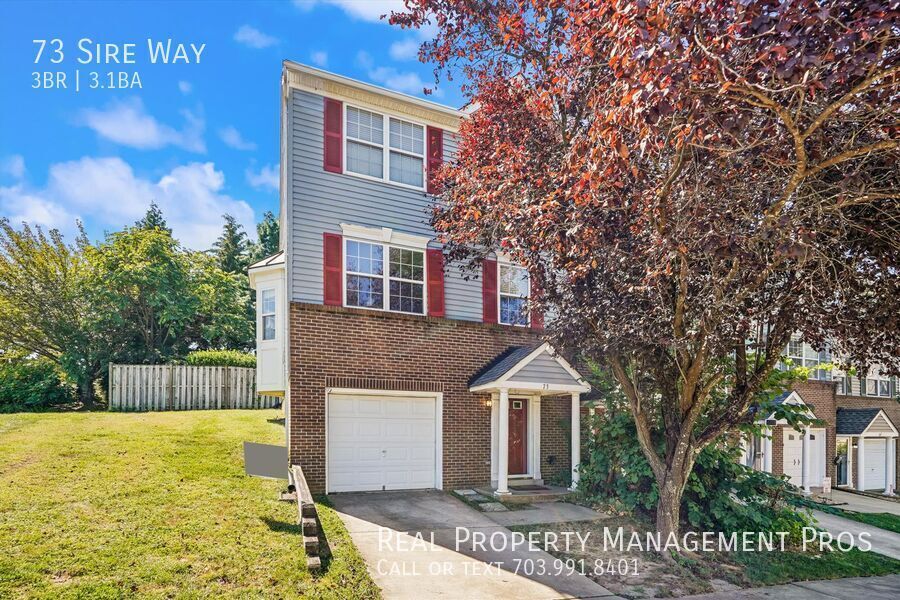 73 Sire Way in Warrenton, VA - Building Photo