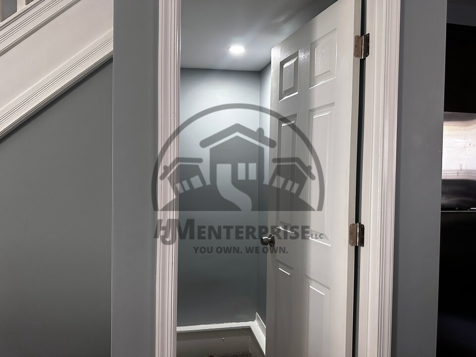 415 Edgewood St Photo