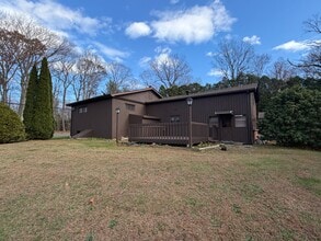 246 Central Ave in Wolcott, CT - Building Photo - Building Photo