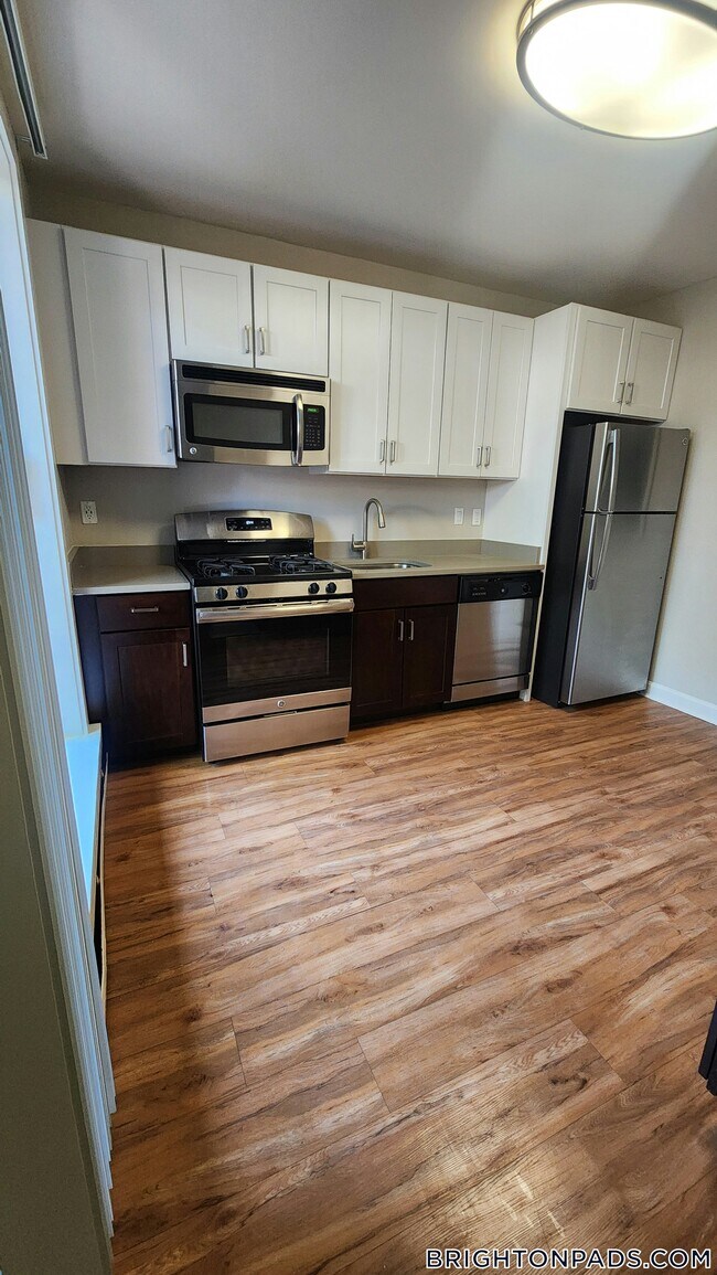 property at 9 Bronsdon St