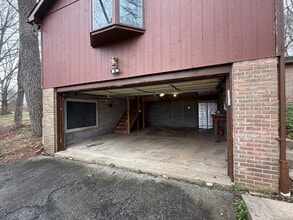 731 Williams Ct in Glen Rock, PA - Building Photo - Building Photo