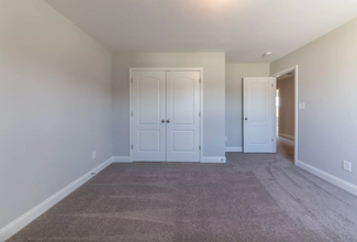 145 Hanover Ct in Clayton, NC - Building Photo - Building Photo