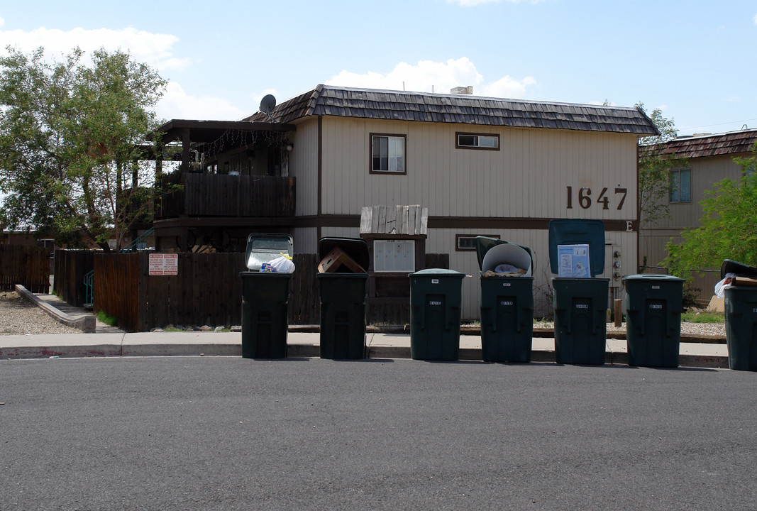 Yucca Apartments in Phoenix, AZ - Building Photo