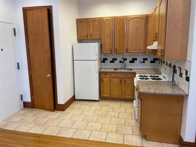 619 6th Ave in Brooklyn, NY - Building Photo - Building Photo