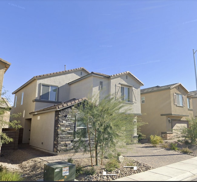 property at 2908 Moulin Hts St