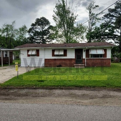property at 104 S 13th Ave