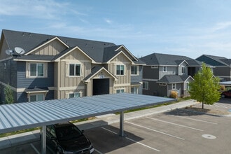 Ridgecrest Commons in Nampa, ID - Foto de edificio - Building Photo