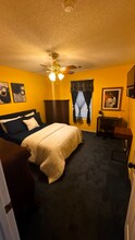 530 Barclay Ct in Stone Mountain, GA - Building Photo - Building Photo