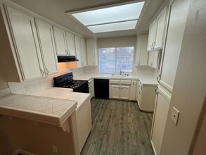 5630 W Vartikian Ave in Fresno, CA - Building Photo - Building Photo