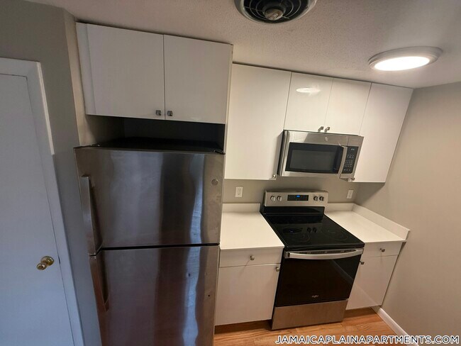 50 Evergreen St in Boston, MA - Building Photo - Building Photo