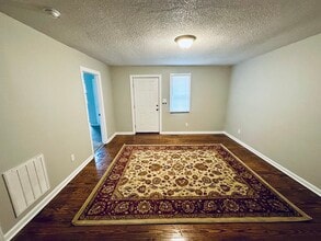 104 Juniper Ln in Greenville, NC - Building Photo - Building Photo