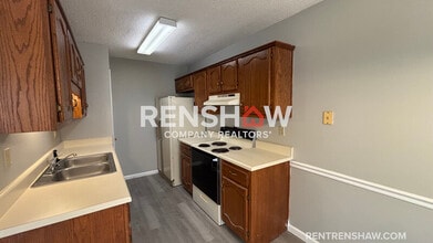 4198 Meadow Valley Dr E in Memphis, TN - Building Photo - Building Photo