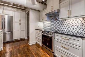 32 Peachtree St NW in Atlanta, GA - Building Photo - Building Photo