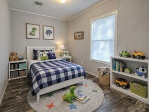 9710 Polak Dr in Tampa, FL - Building Photo - Building Photo