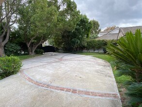 4629 Forman Ave in Toluca Lake, CA - Foto de edificio - Building Photo