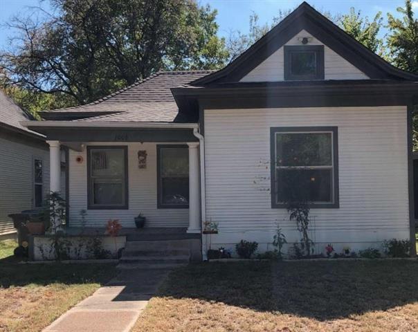 property at 1006 W Chestnut St