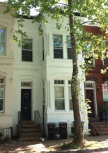 3430 P St NW-Unit -E in Washington, DC - Building Photo - Building Photo