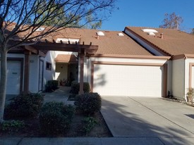 1896 Mountain Creek Ct in San Jose, CA - Building Photo