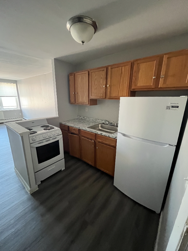 887 Asylum Ave-Unit -D02 in Hartford, CT - Building Photo - Building Photo