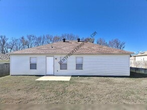 116 Meadow Dr in Beebe, AR - Building Photo - Building Photo